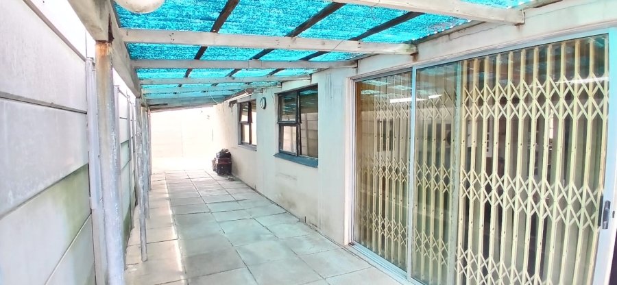 4 Bedroom Property for Sale in Strandfontein Village Western Cape